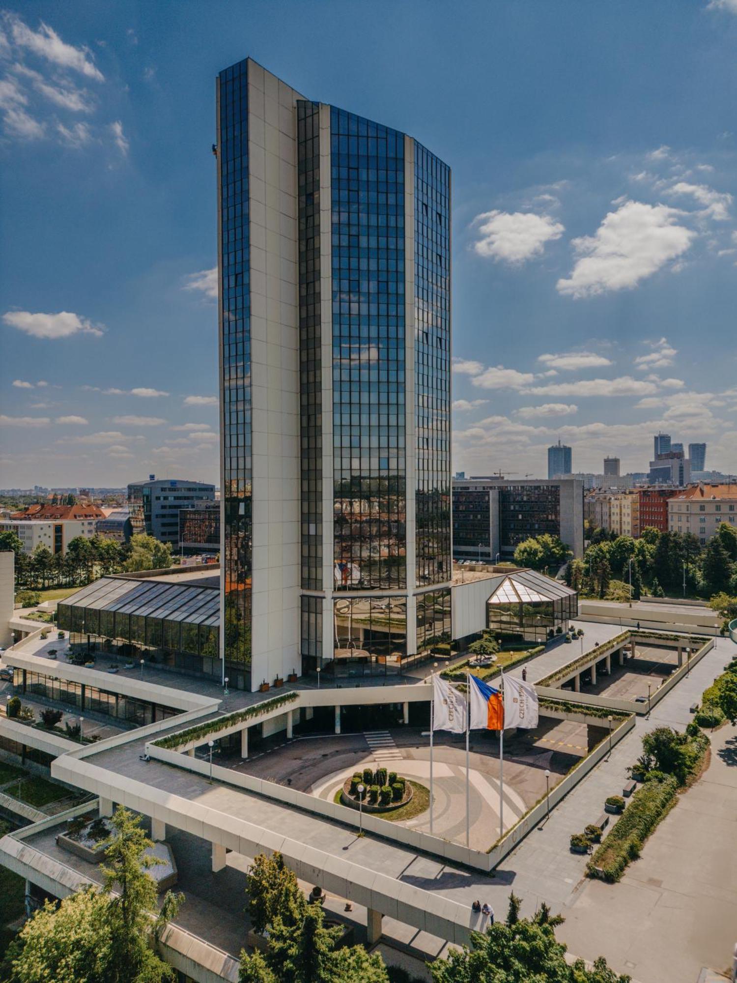 Grand Towers - Czech Leading